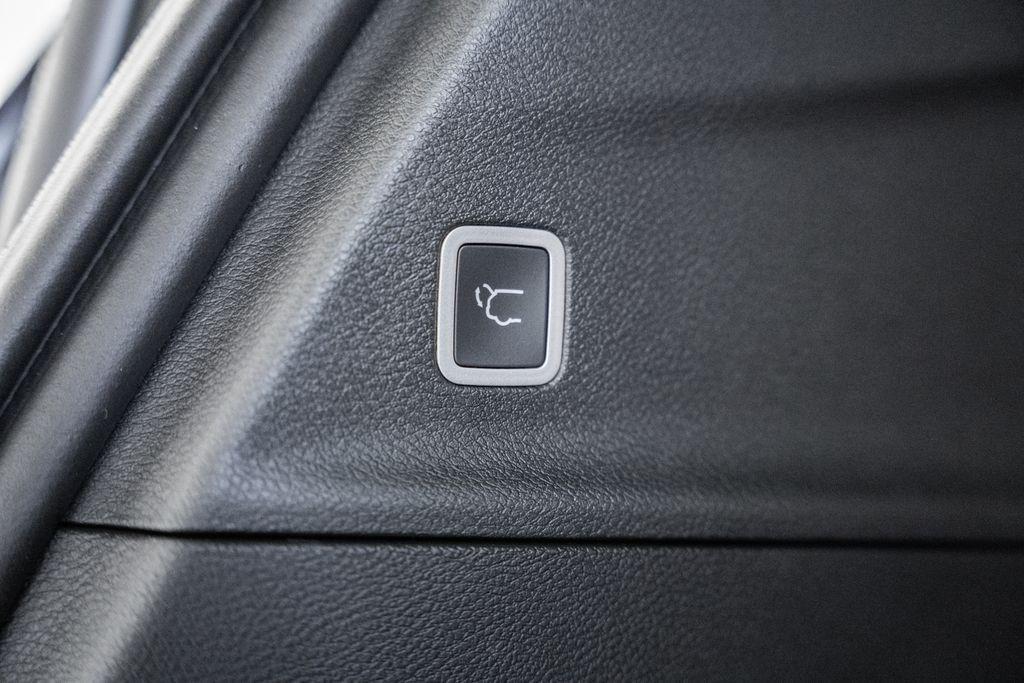 new 2026 Chrysler Pacifica car, priced at $46,806