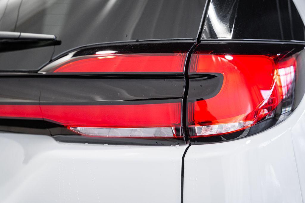 new 2026 Chrysler Pacifica car, priced at $46,806