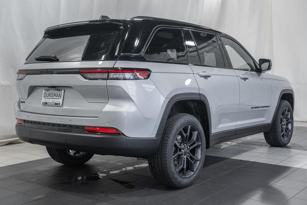 new 2025 Jeep Grand Cherokee car, priced at $43,094