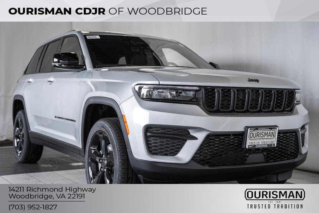 new 2025 Jeep Grand Cherokee car, priced at $37,310
