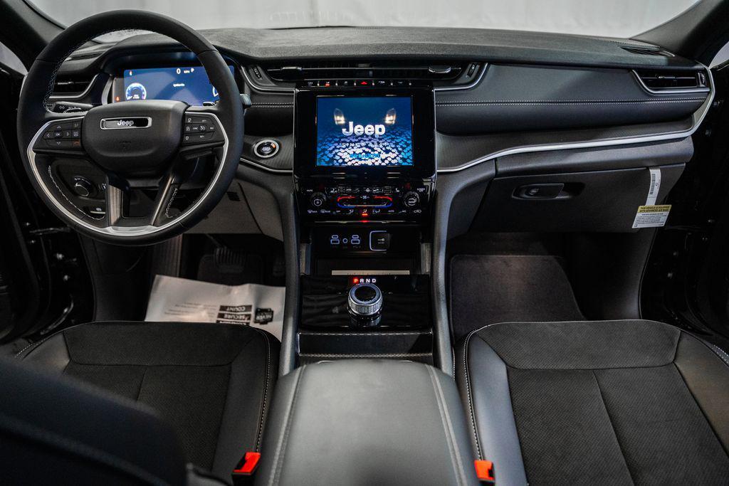 new 2025 Jeep Grand Cherokee L car, priced at $38,540