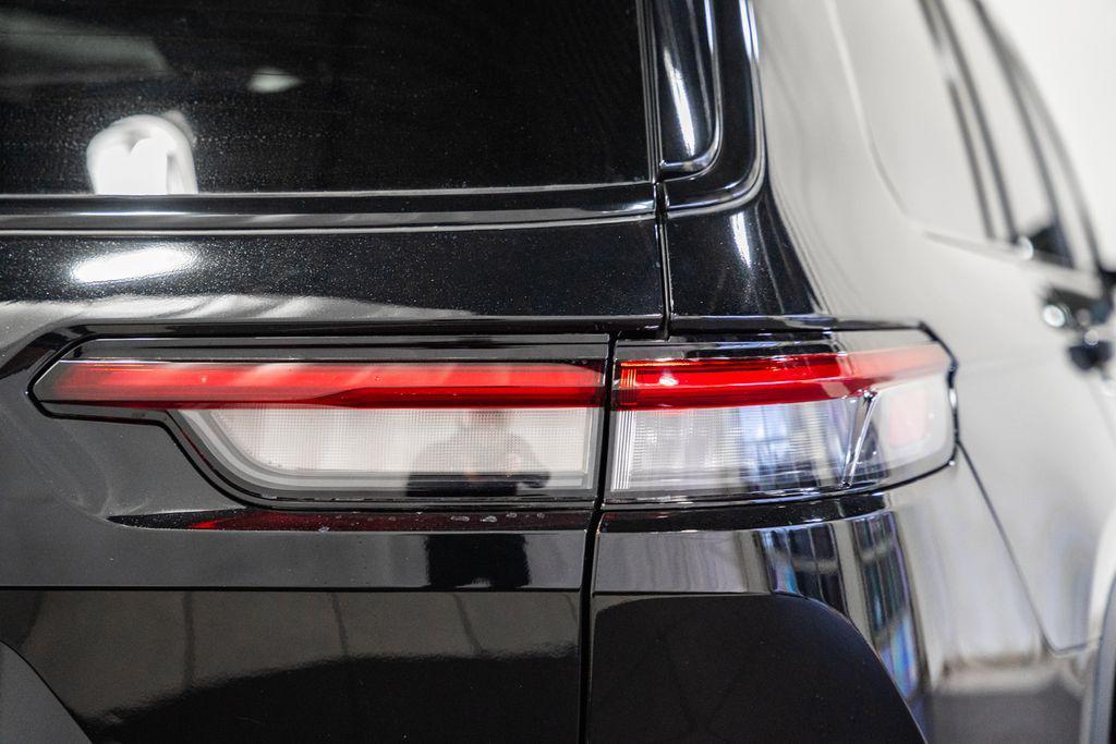 new 2025 Jeep Grand Cherokee L car, priced at $38,540