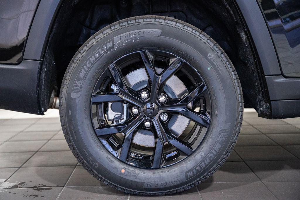 new 2025 Jeep Grand Cherokee L car, priced at $38,540