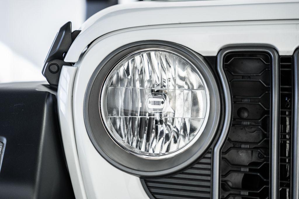 new 2026 Jeep Wrangler car, priced at $43,973