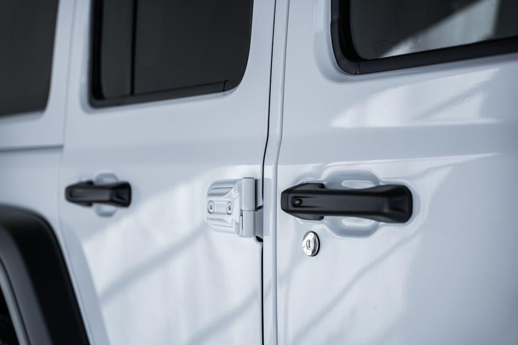 new 2026 Jeep Wrangler car, priced at $43,973