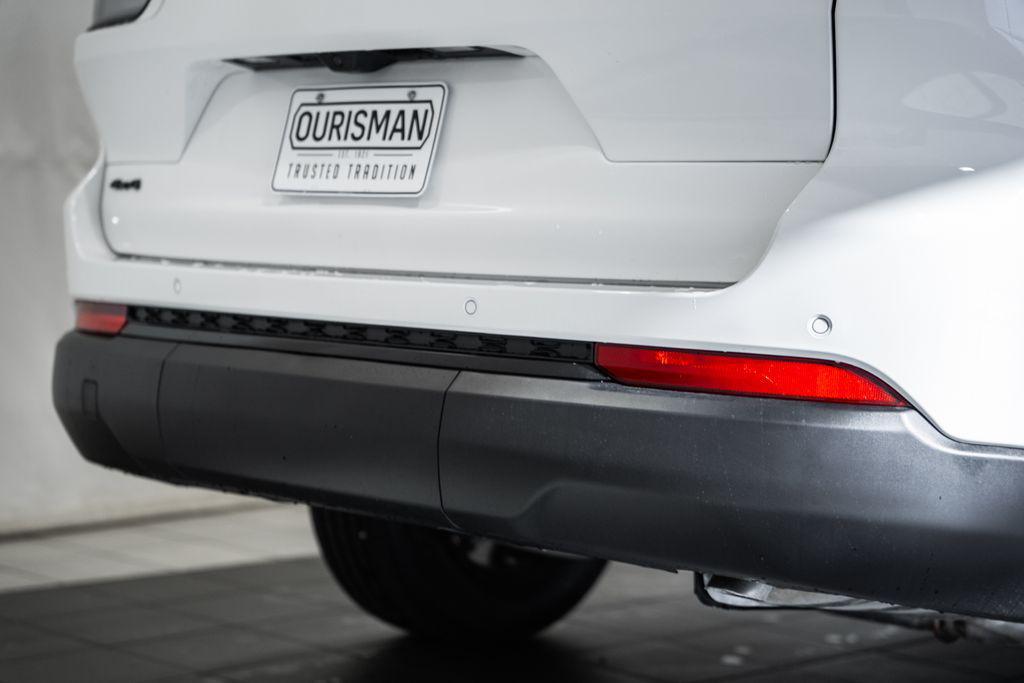 new 2025 Jeep Grand Cherokee L car, priced at $38,592