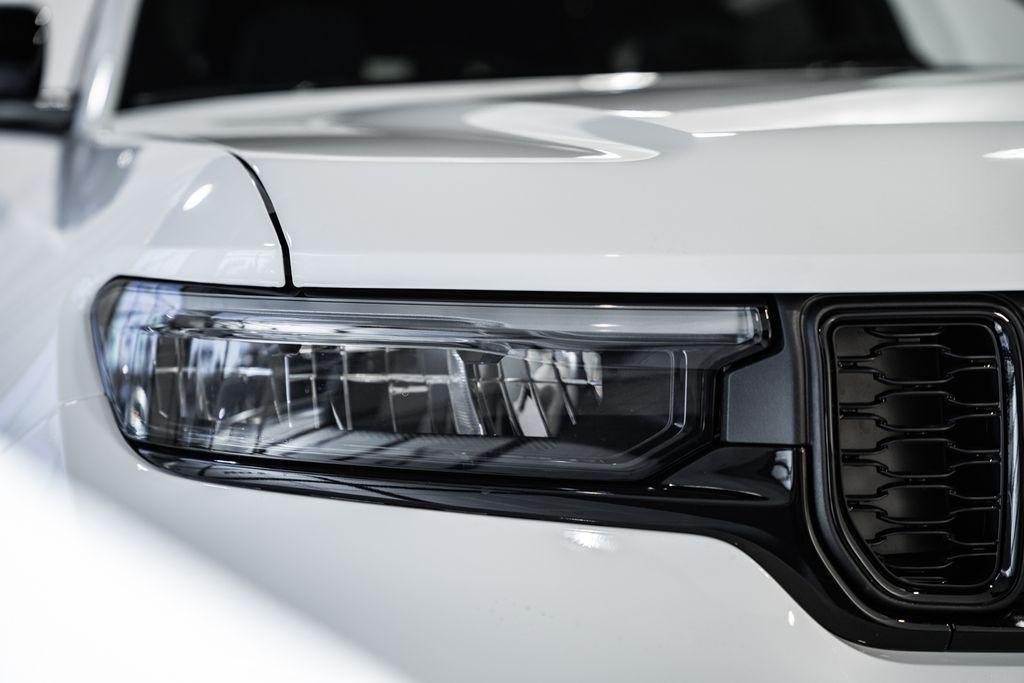 new 2025 Jeep Grand Cherokee L car, priced at $38,592