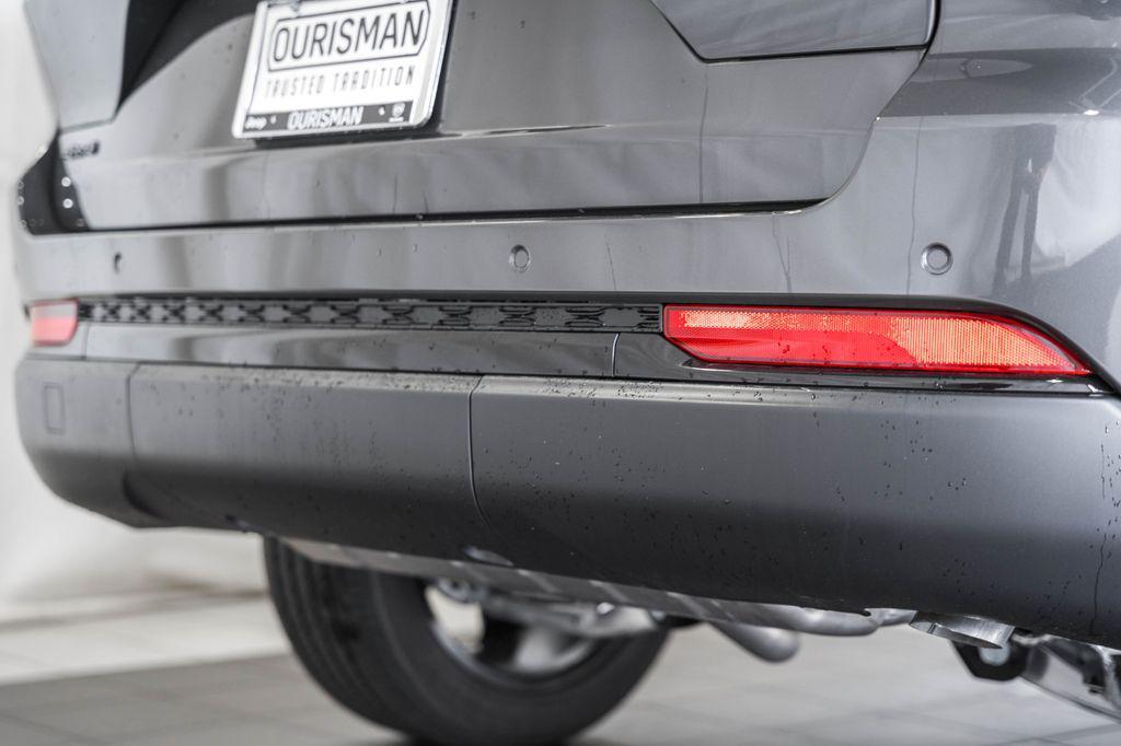 new 2025 Jeep Grand Cherokee car, priced at $37,310