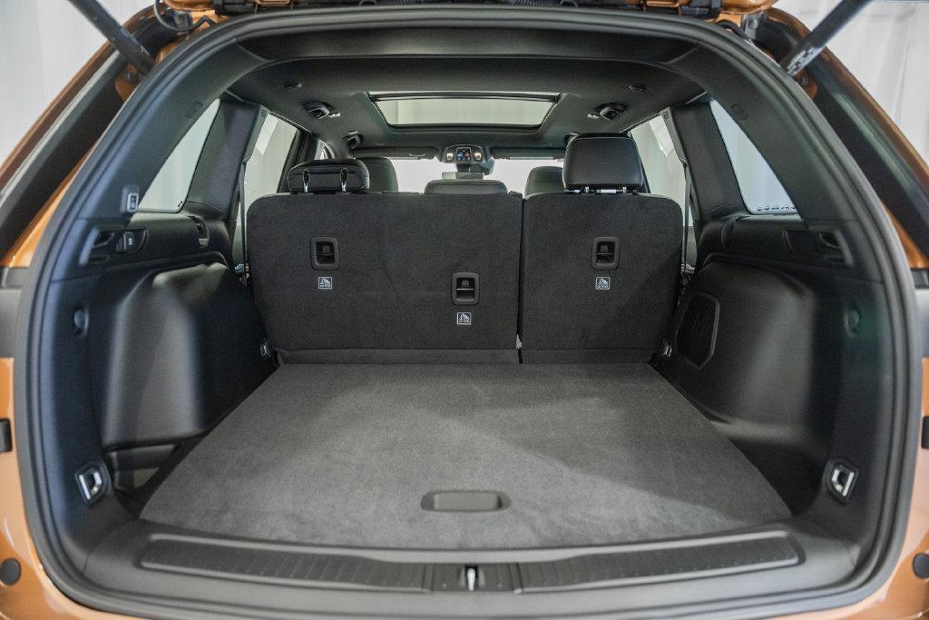 new 2027 Jeep Grand Cherokee car, priced at $49,500