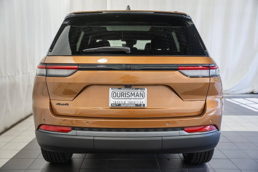 new 2027 Jeep Grand Cherokee car, priced at $49,500
