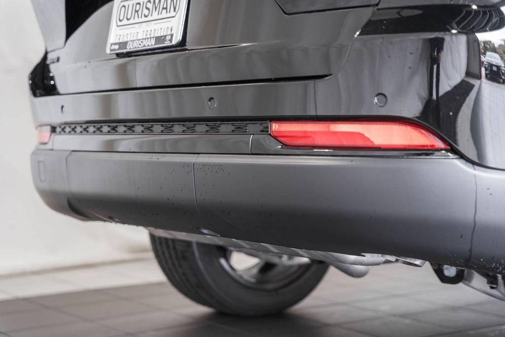 new 2025 Jeep Grand Cherokee car, priced at $38,206