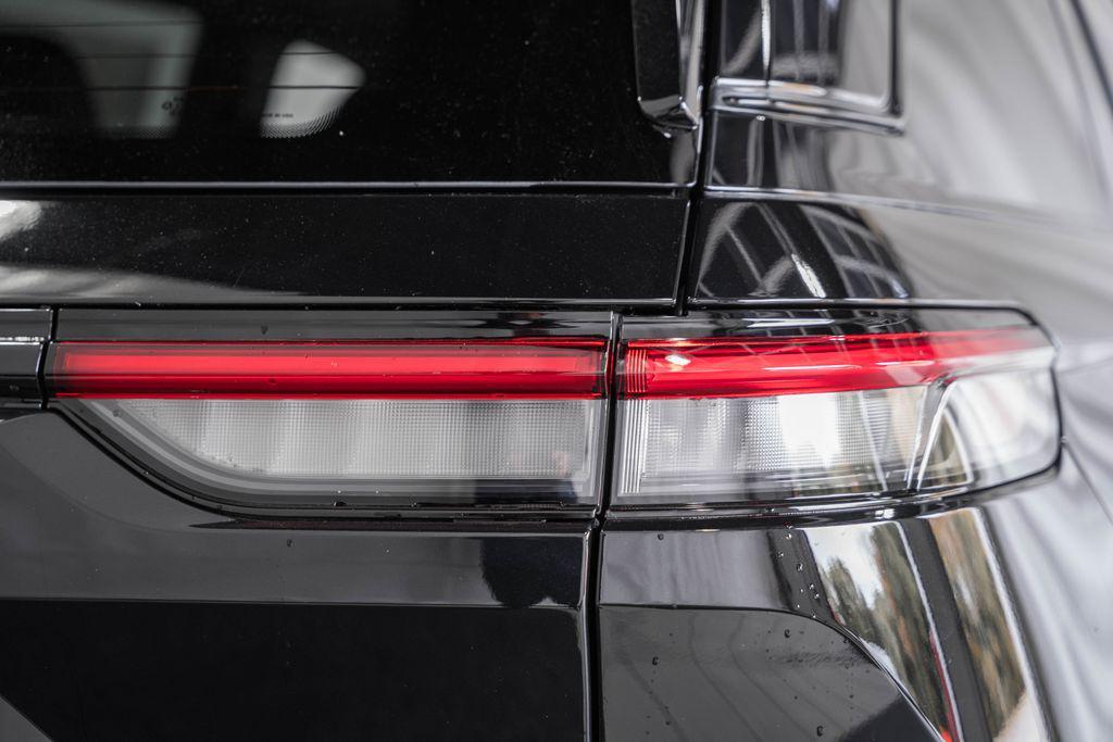 new 2025 Jeep Grand Cherokee car, priced at $38,206