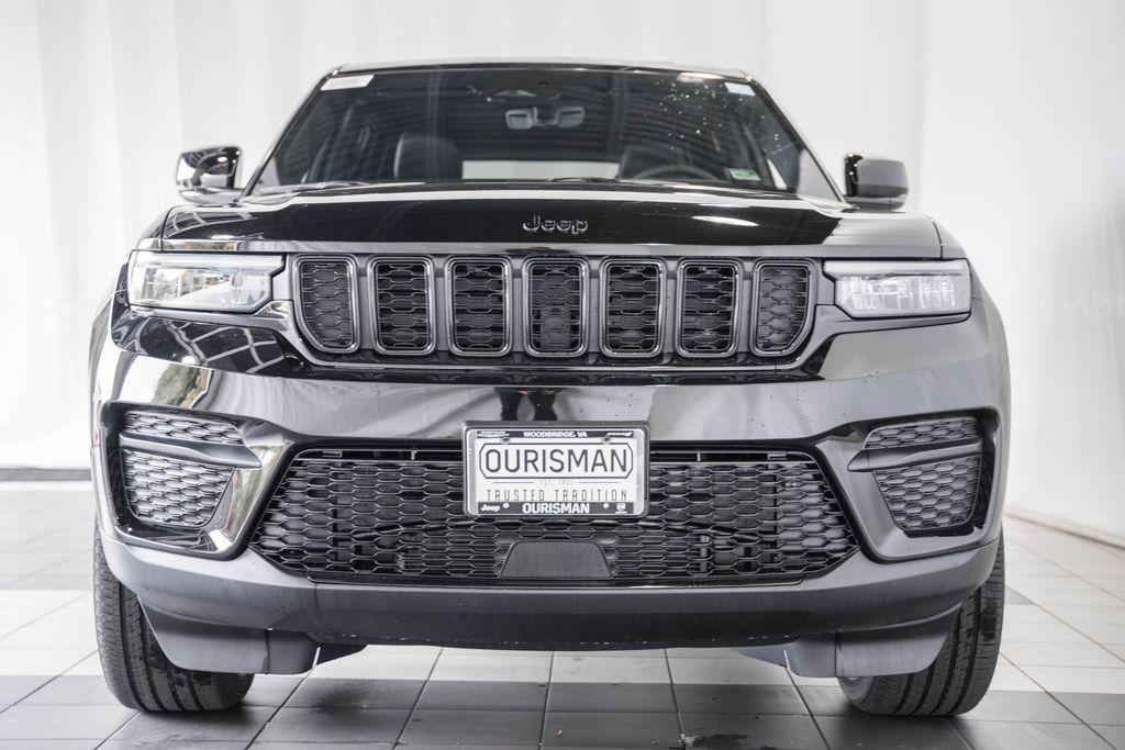 new 2025 Jeep Grand Cherokee car, priced at $38,206