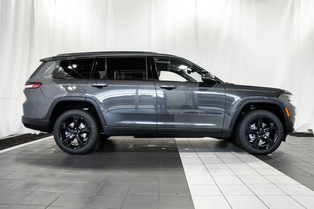 new 2025 Jeep Grand Cherokee L car, priced at $42,641