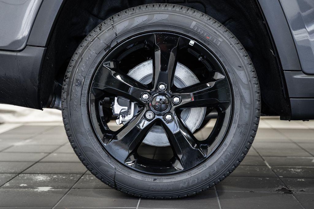 new 2025 Jeep Grand Cherokee L car, priced at $42,641