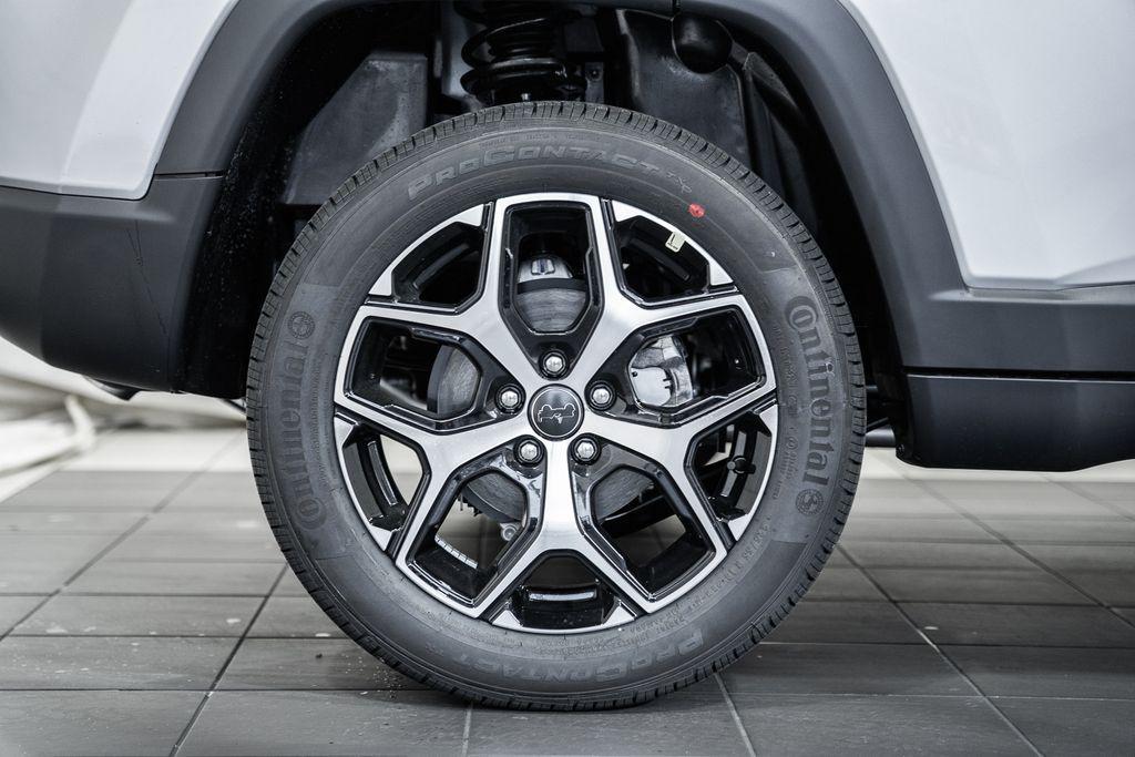 new 2026 Jeep Compass car, priced at $32,258