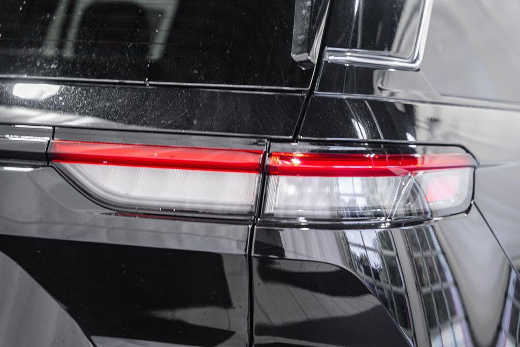 new 2025 Jeep Grand Cherokee car, priced at $32,531