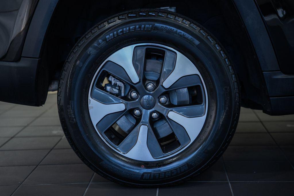 used 2022 Jeep Grand Cherokee 4xe car, priced at $28,999