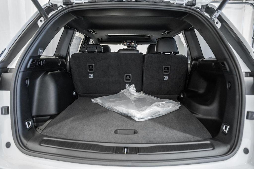 new 2025 Jeep Grand Cherokee car, priced at $37,670