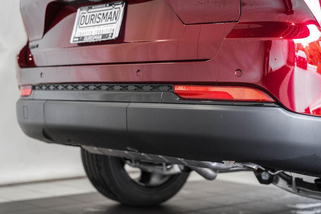 new 2025 Jeep Grand Cherokee car, priced at $37,310