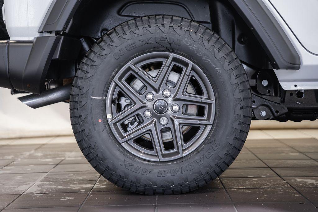 new 2026 Jeep Wrangler car, priced at $47,953