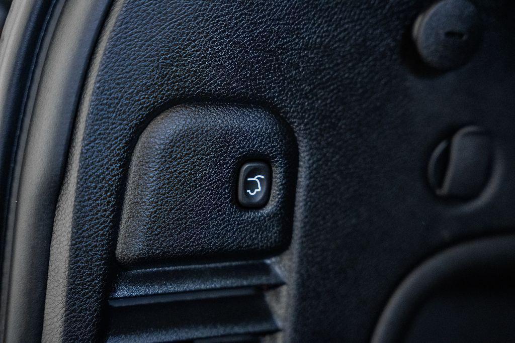 used 2021 Jeep Grand Cherokee car, priced at $19,000