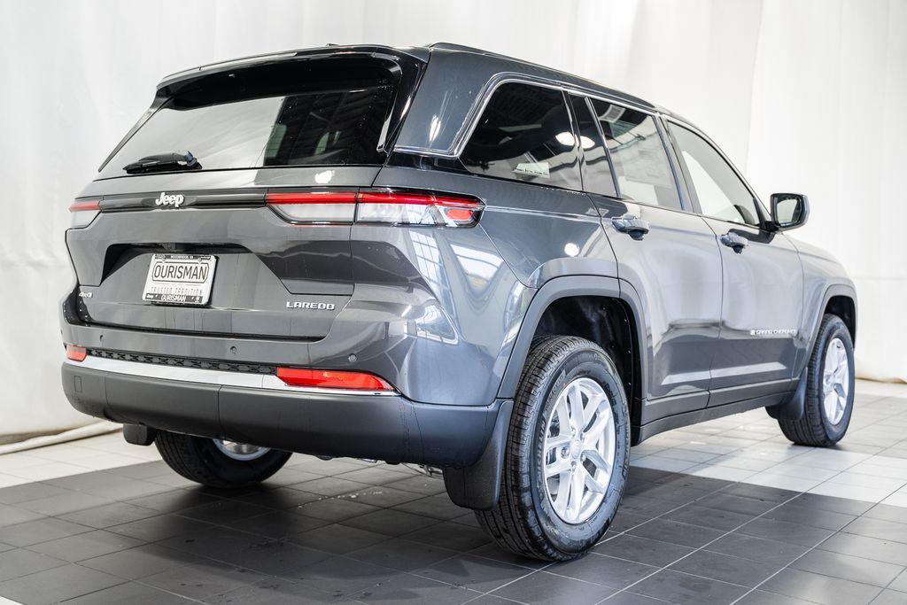 new 2026 Jeep Grand Cherokee car, priced at $40,577