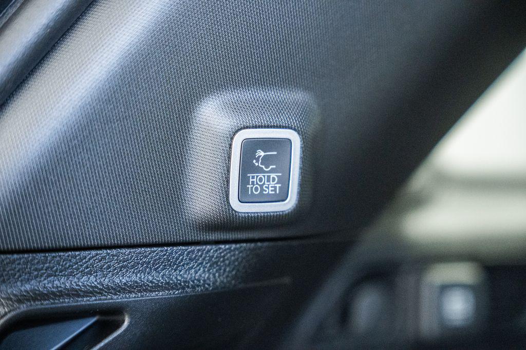 new 2026 Jeep Grand Cherokee car, priced at $40,577