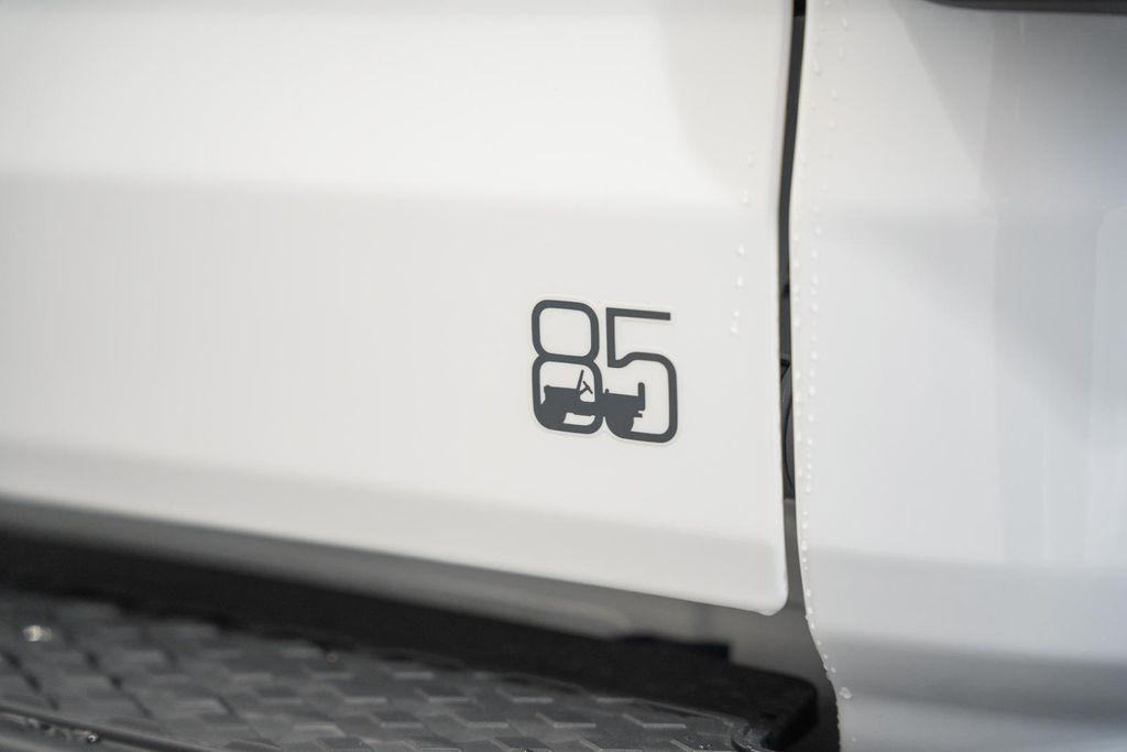 new 2026 Jeep Gladiator car, priced at $47,462