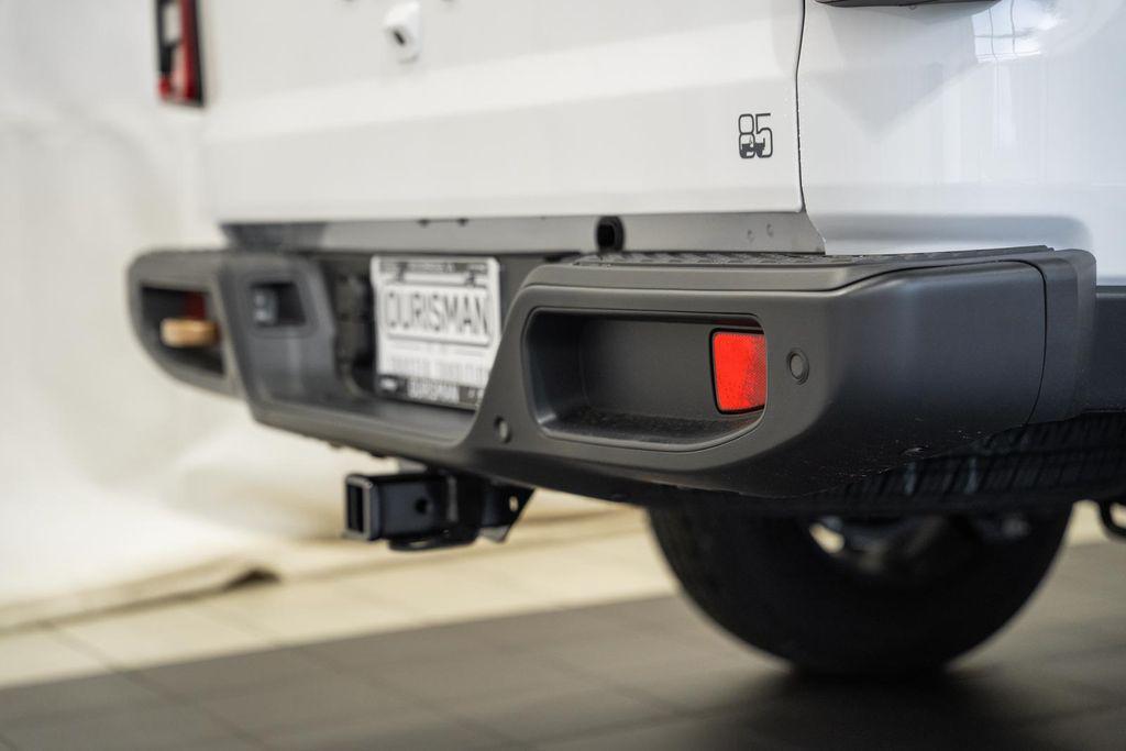new 2026 Jeep Gladiator car, priced at $47,462