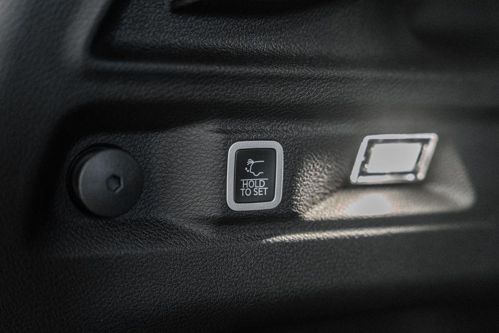 new 2025 Jeep Grand Cherokee L car, priced at $38,004