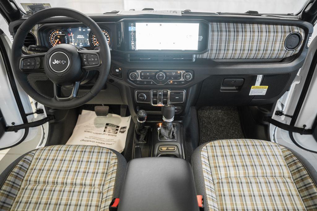 new 2026 Jeep Gladiator car, priced at $47,462