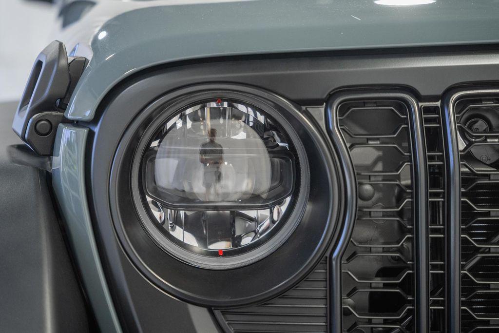 new 2026 Jeep Wrangler car, priced at $45,677