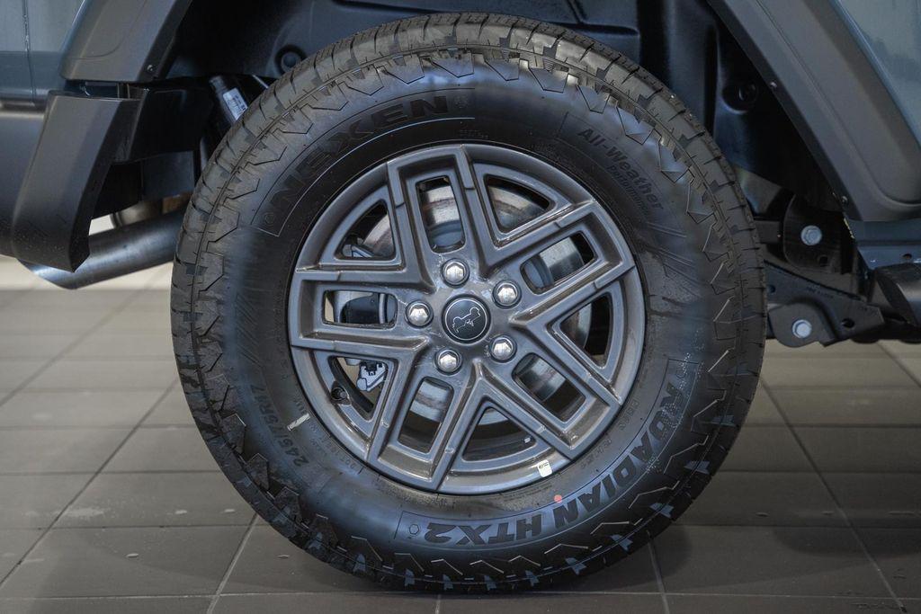 new 2026 Jeep Wrangler car, priced at $45,677