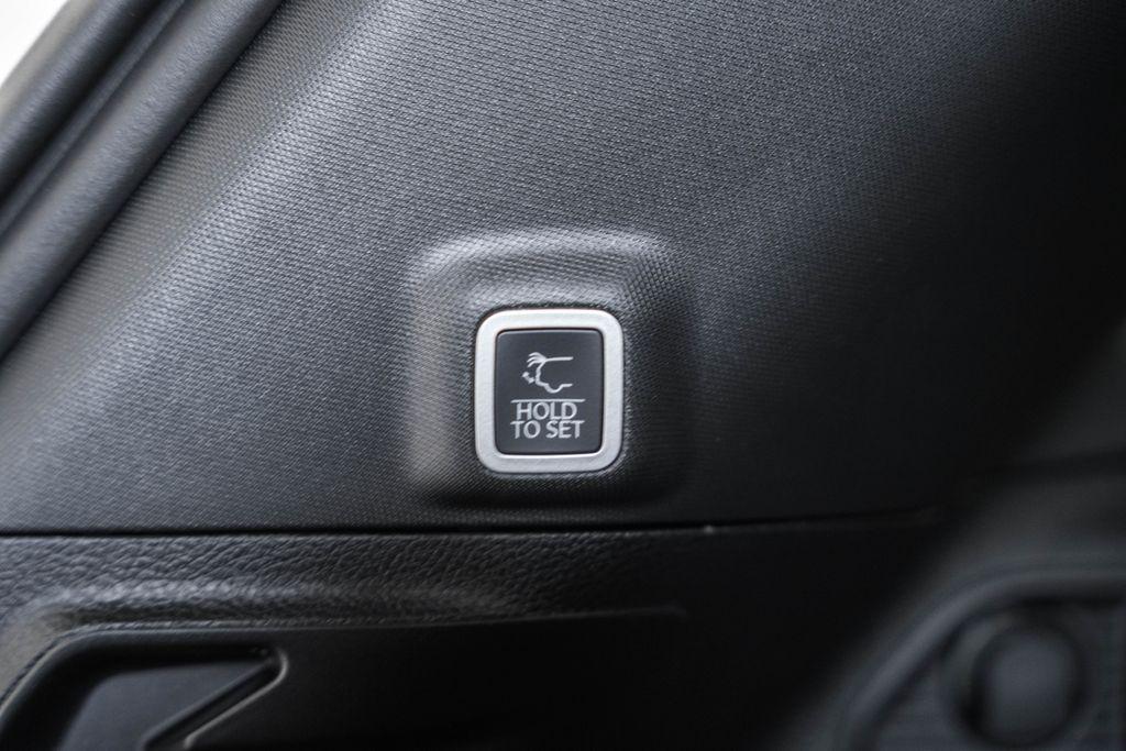 new 2025 Jeep Grand Cherokee car, priced at $37,310