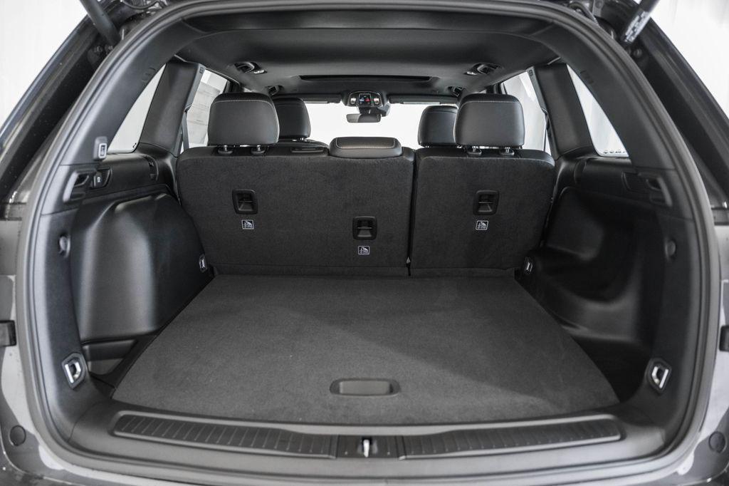 new 2025 Jeep Grand Cherokee car, priced at $37,310