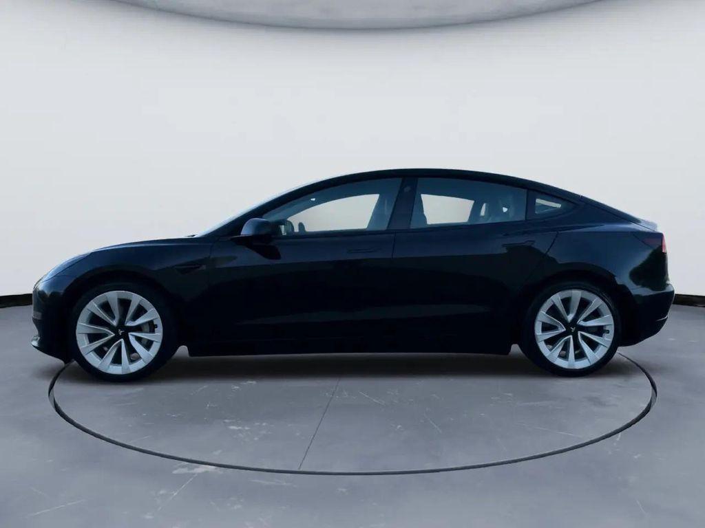 used 2021 Tesla Model 3 car, priced at $21,000