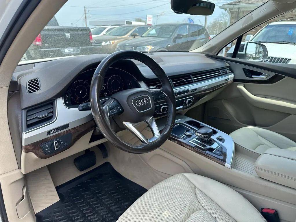 used 2017 Audi Q7 car, priced at $14,162