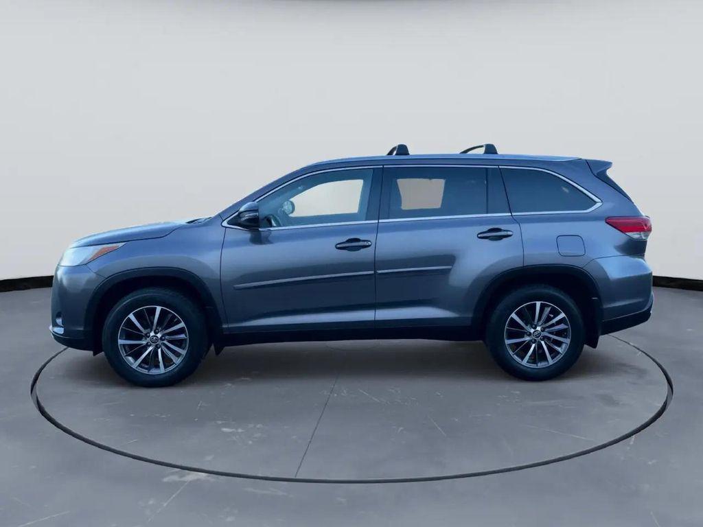 used 2019 Toyota Highlander car, priced at $18,765