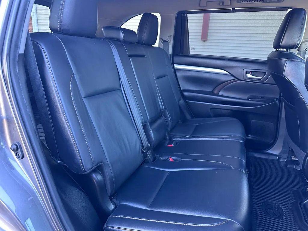used 2019 Toyota Highlander car, priced at $18,765