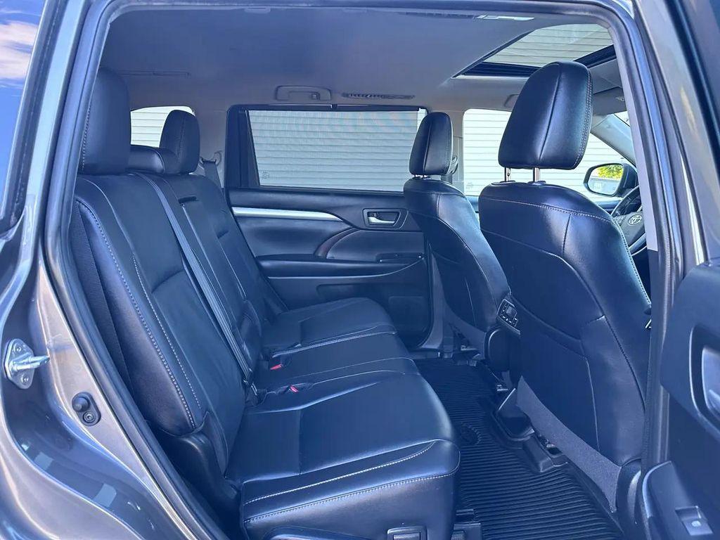 used 2019 Toyota Highlander car, priced at $18,765