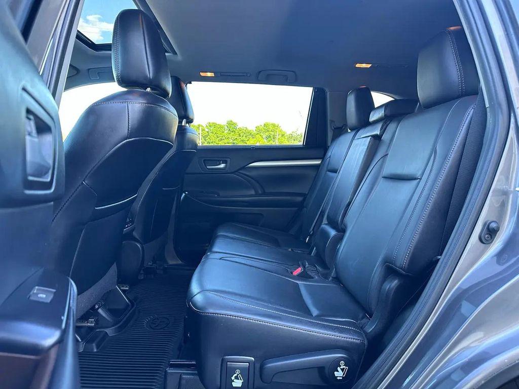 used 2019 Toyota Highlander car, priced at $18,765