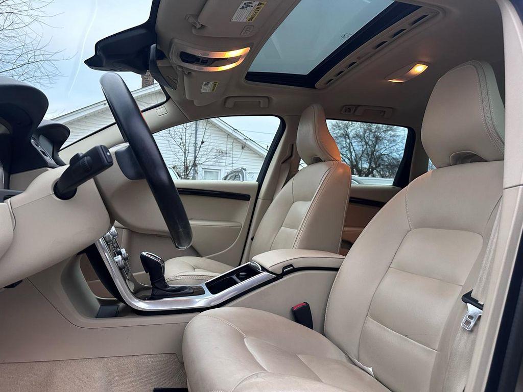 used 2016 Volvo XC70 car, priced at $11,500