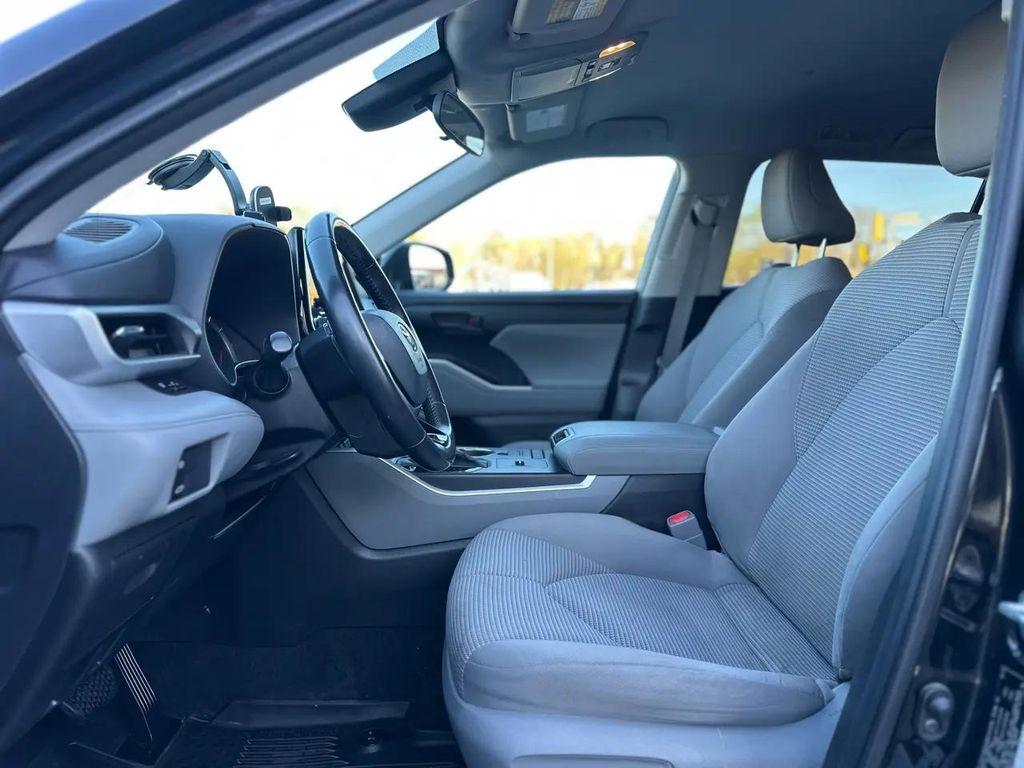 used 2020 Toyota Highlander car, priced at $17,781