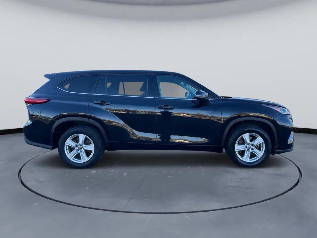 used 2020 Toyota Highlander car, priced at $17,781