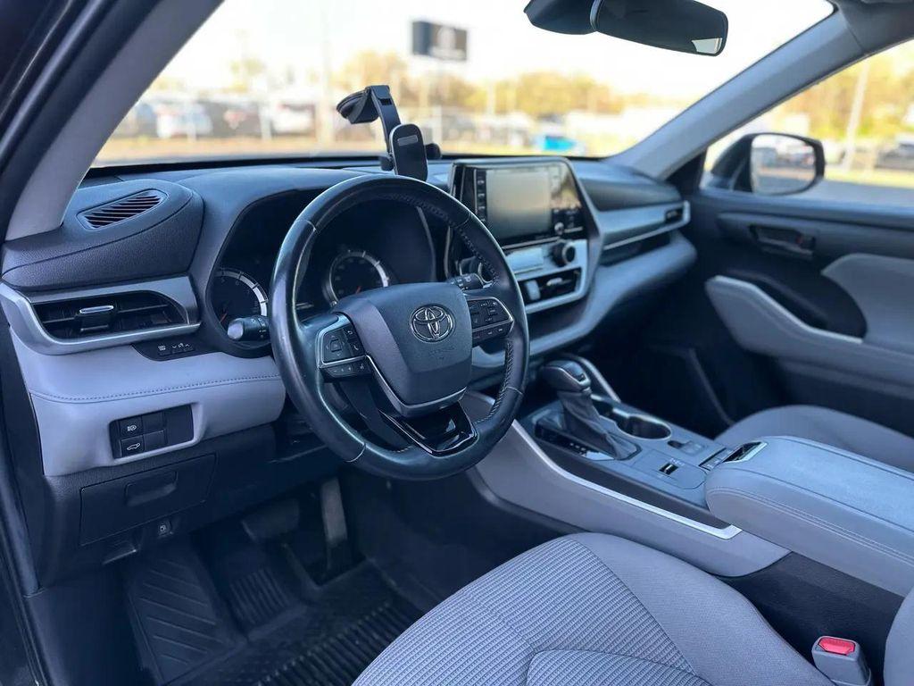 used 2020 Toyota Highlander car, priced at $17,781