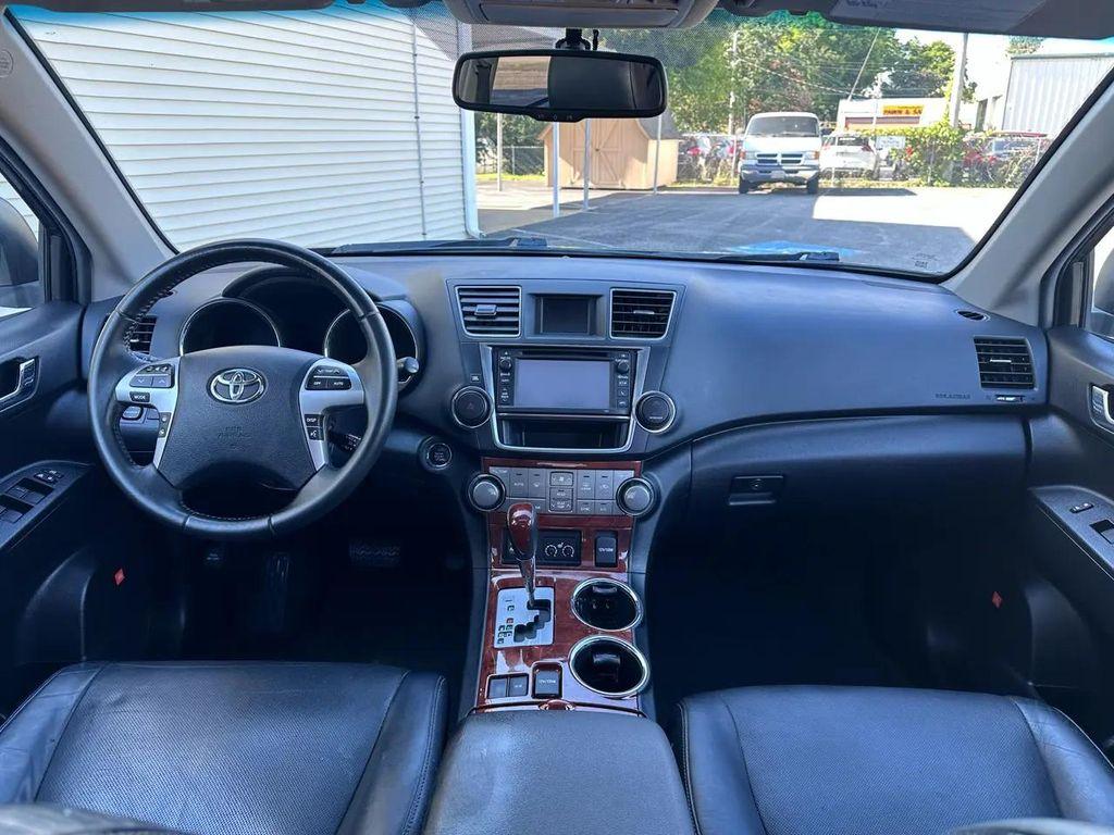 used 2013 Toyota Highlander car, priced at $10,000