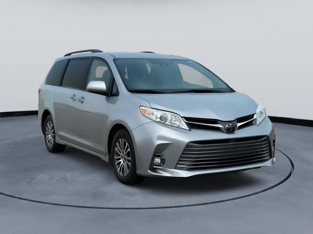 used 2018 Toyota Sienna car, priced at $12,499