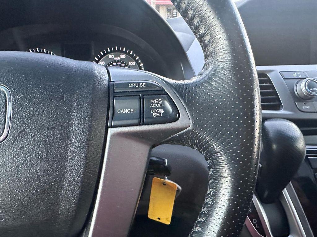 used 2011 Honda Odyssey car, priced at $7,500