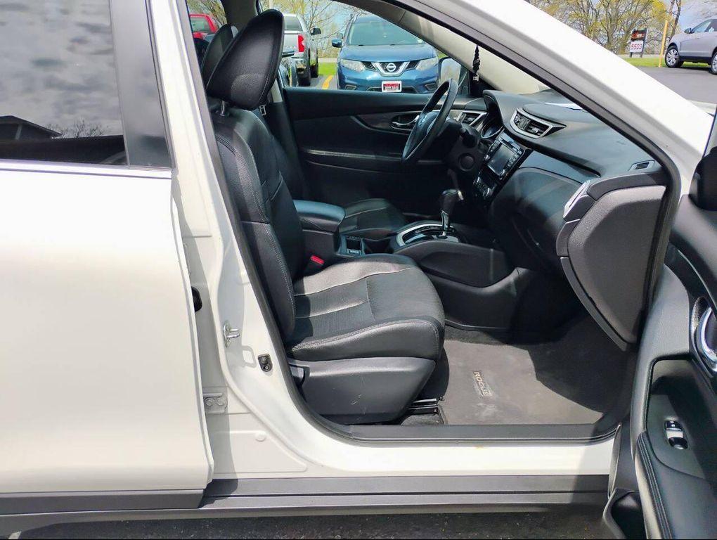 used 2016 Nissan Rogue car, priced at $11,295